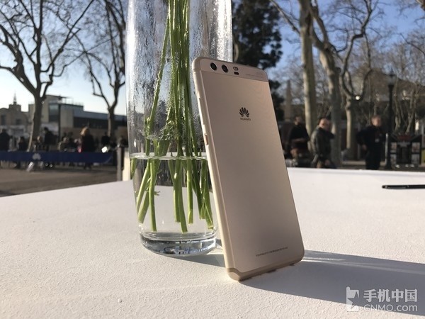 2017年的把妹诀窍：竟是会拍人像......